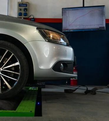 Trabajo de reprogramación y mecánica en el taller de WAM Power Performance, Córdoba